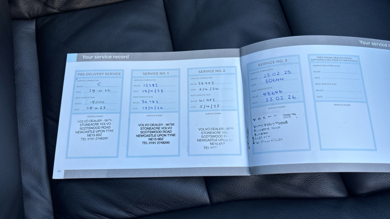 Volvo Xc40 2.0 B4P R DESIGN Pro 5dr Auto [7 speed] Petrol Estate